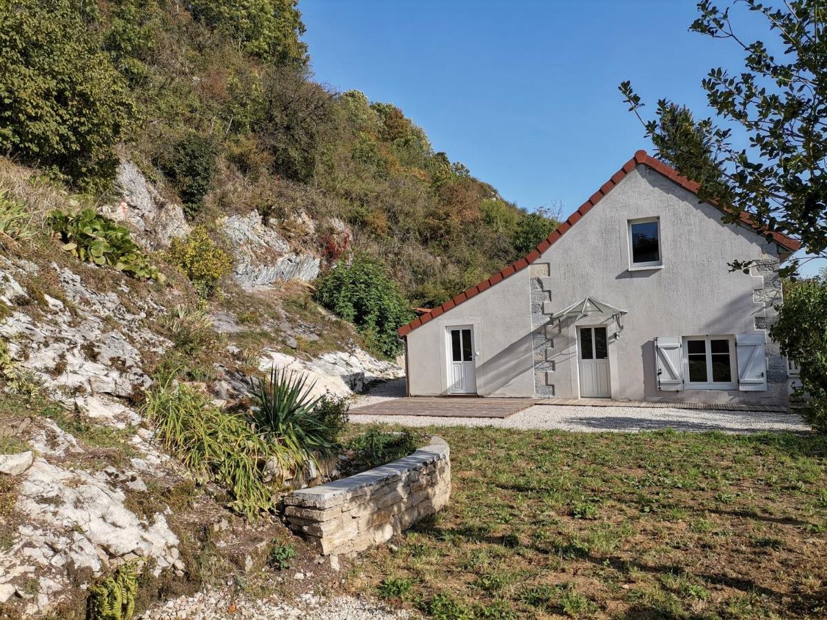 L'Alcove Des Falaises Rochefort-sur-Nenon Exterior photo